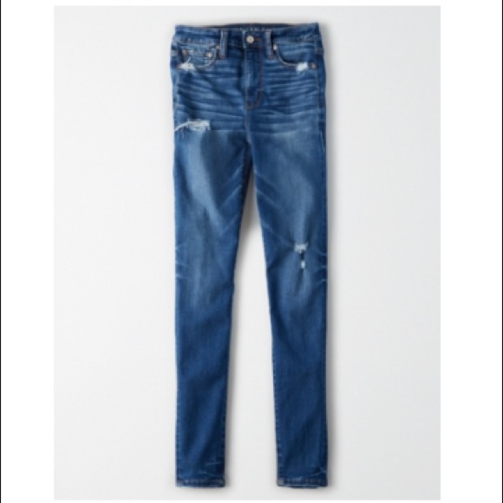 NWT American Eagle distressed jeans
